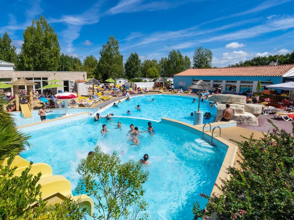 Camping Le Bois Soleil cover