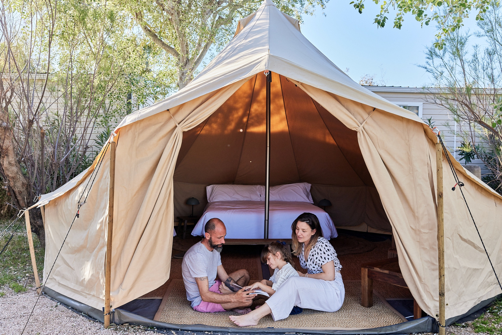 «Glamping Bell Tent Balsa» cover