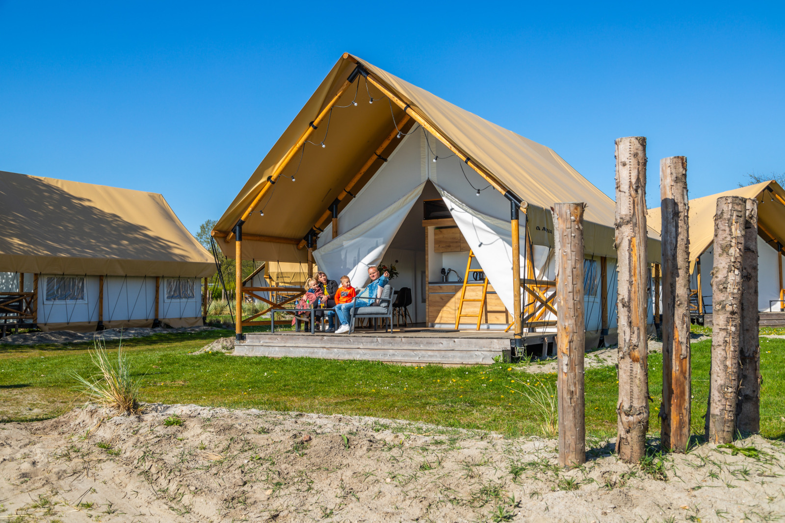 Glampingtent «Beachfront Luxe 4» cover