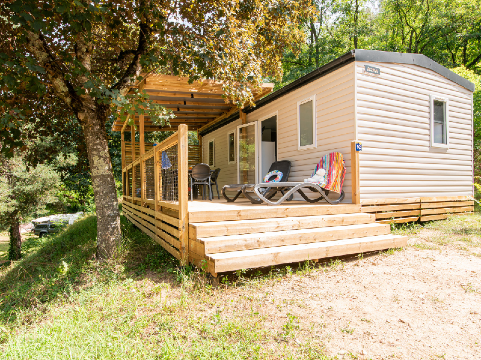 «Mobile-Home Premium» cover