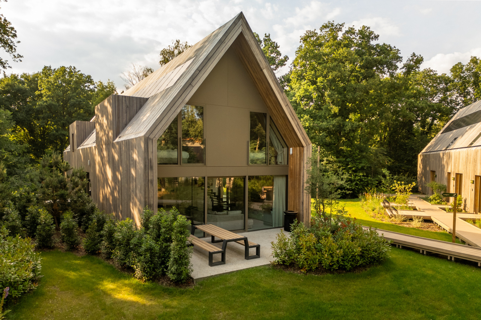 Lodge cover