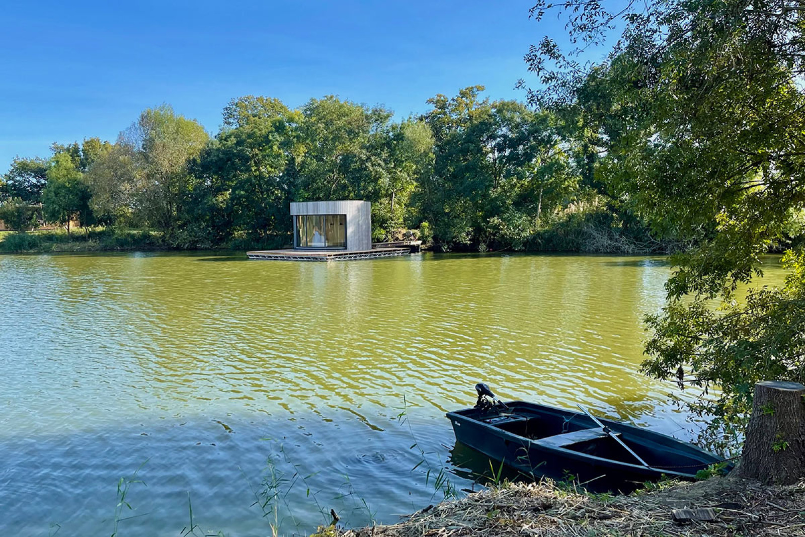 «Lumipod Flottant»