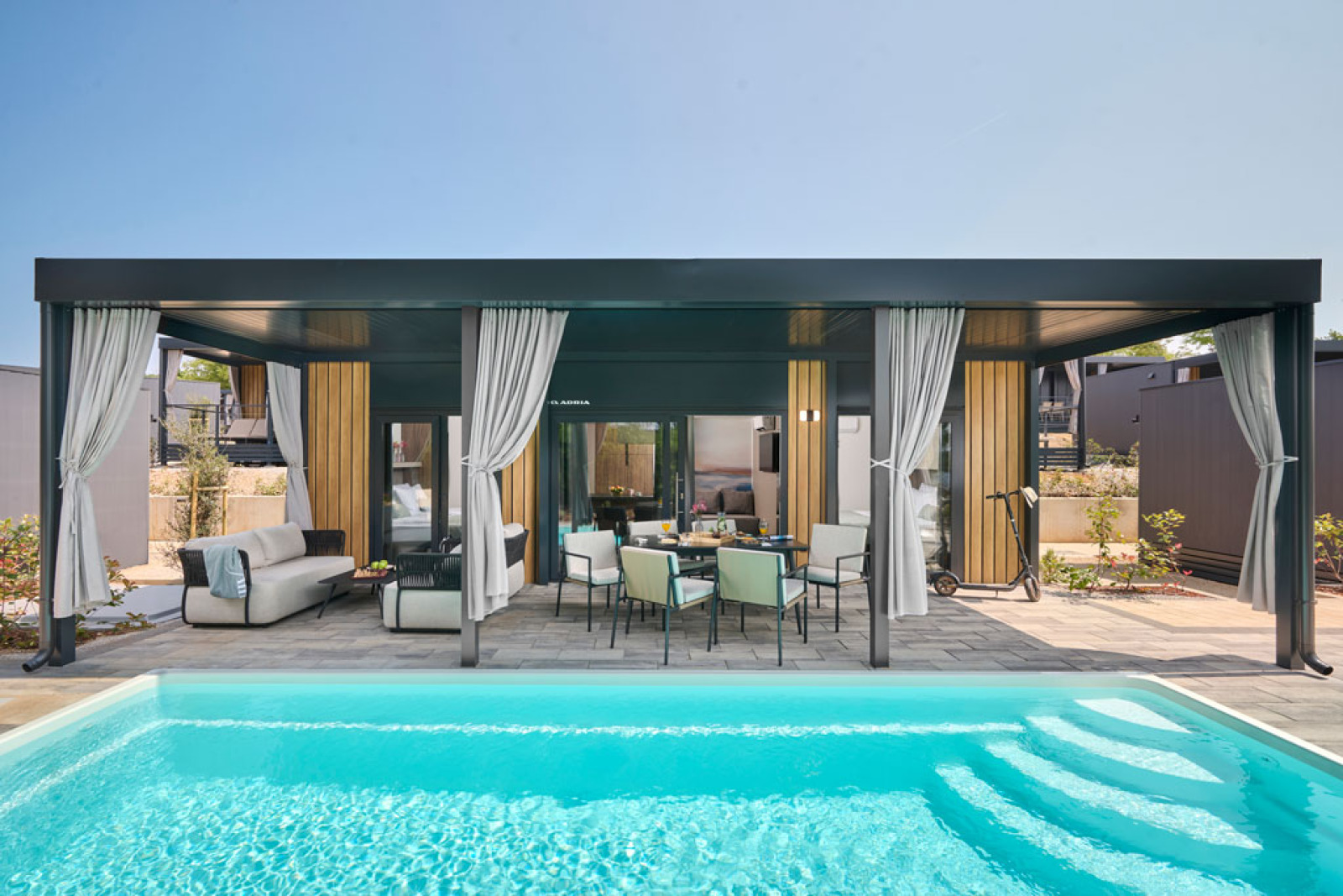 «Amber Sea» Luxury holiday home with private pool cover