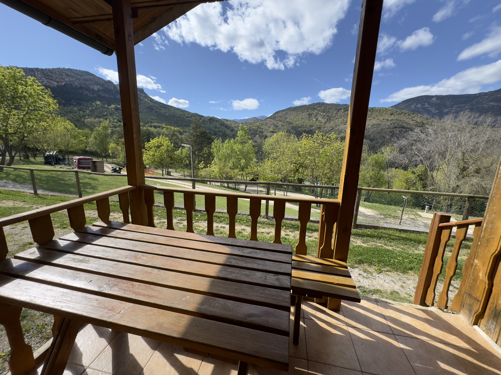 Houten Chalet cover