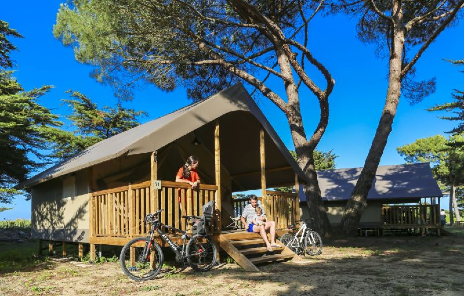 Tente «Lodge Confort» cover
