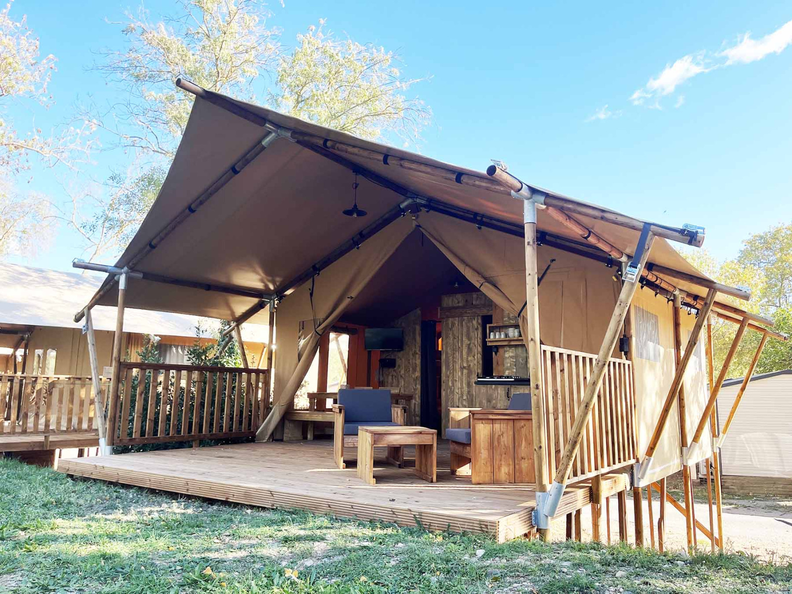 Glamping Lodge «Premium River Spa» cover