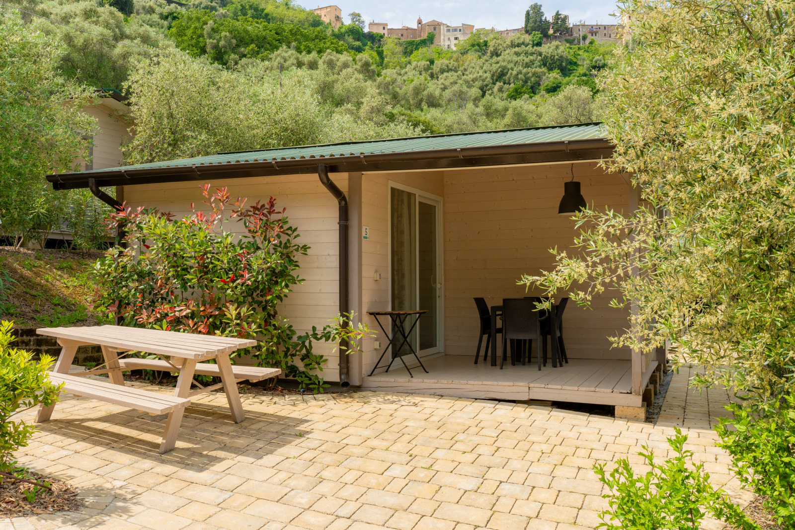 Chalet cover