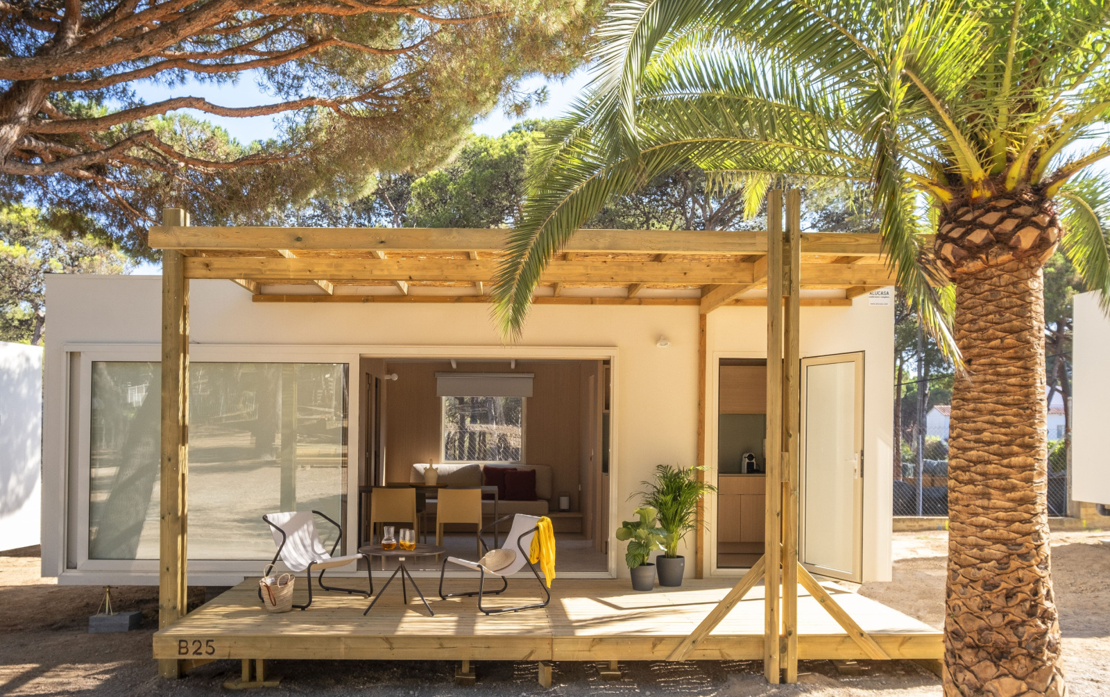 «Mobil Home Family Plus» cover
