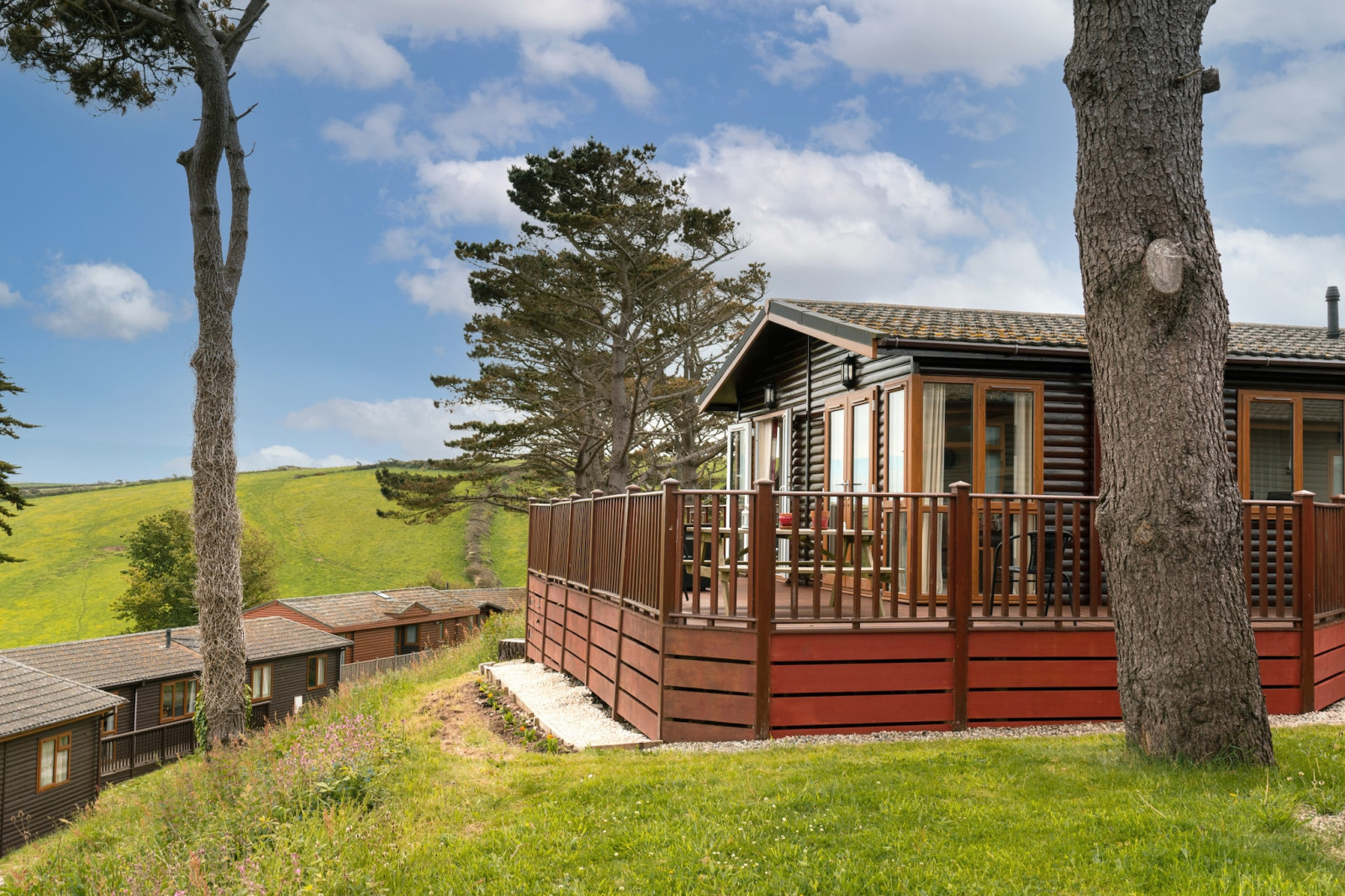«Whitsand Bay Lodge» cover