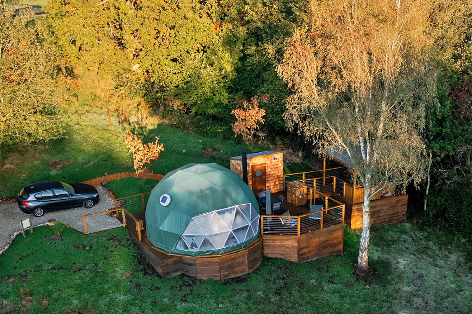 «Wakehurst Luxury Dome» cover