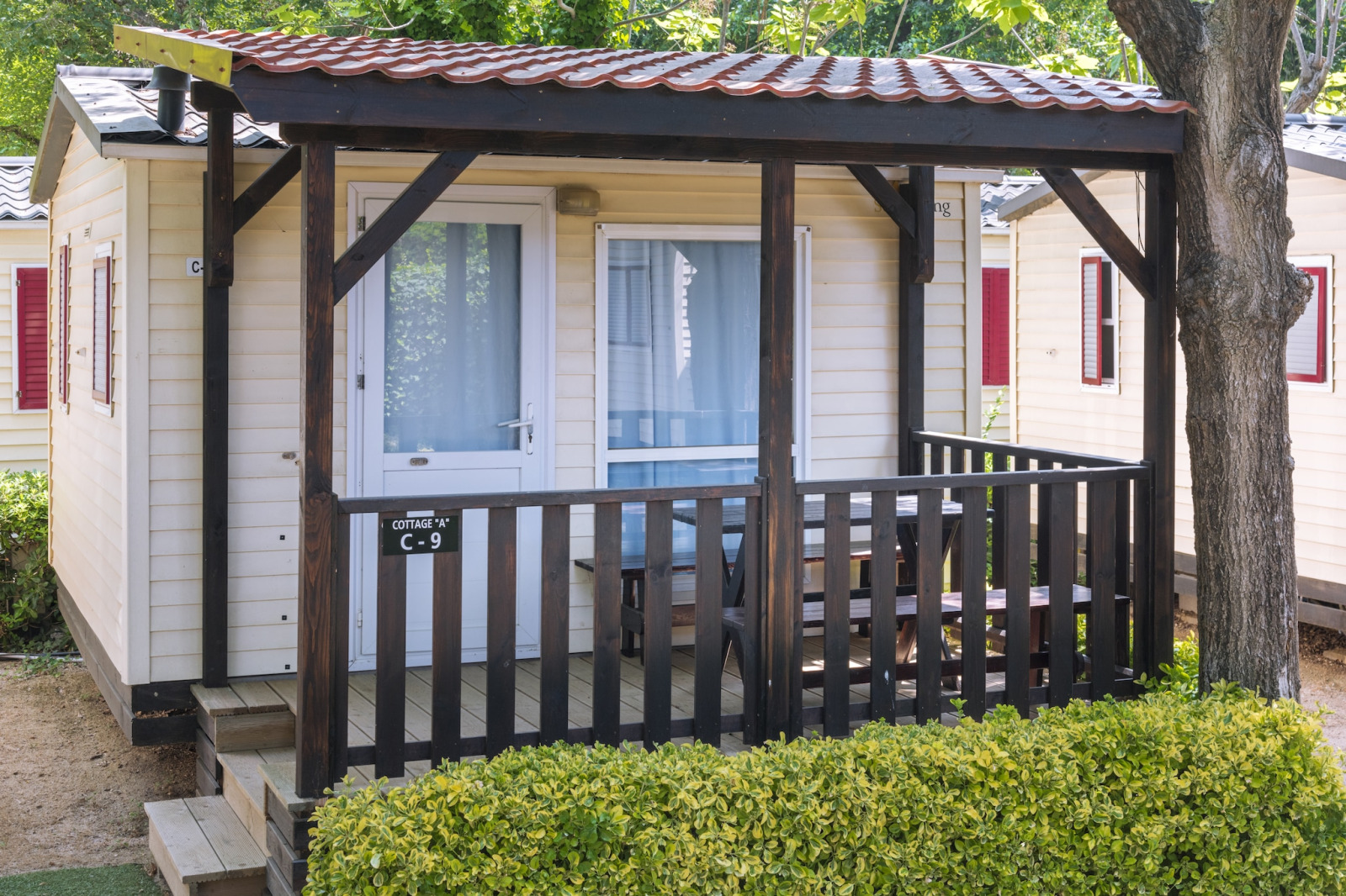 «Cottage B» cover