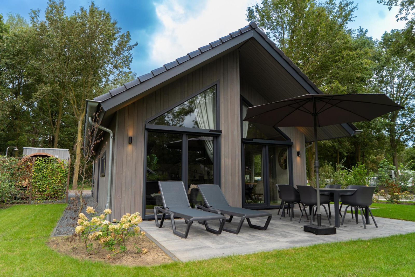 Ecovilla Waterzicht Comfort Sauna & Buitendouche cover
