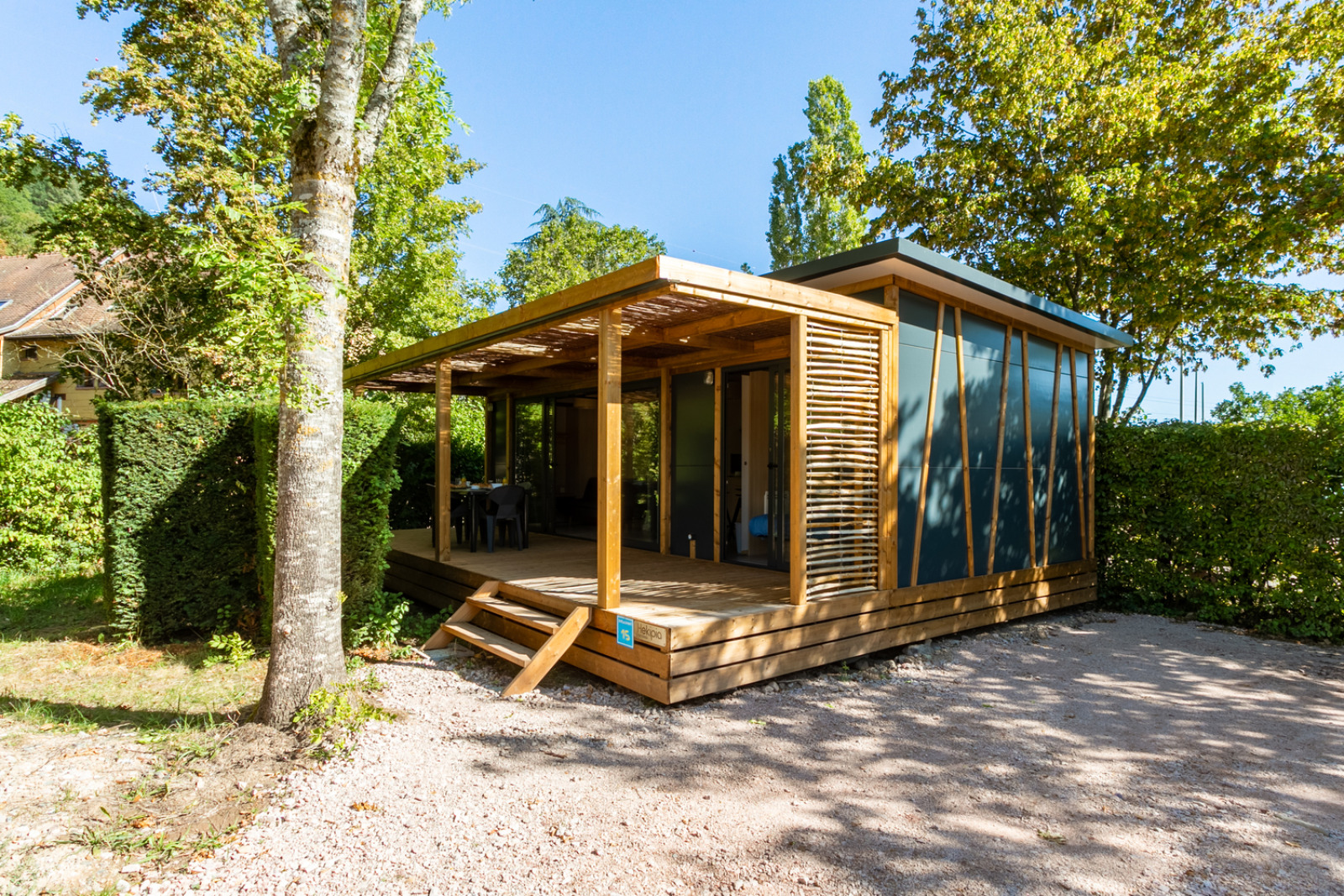 Cottage Premium cover