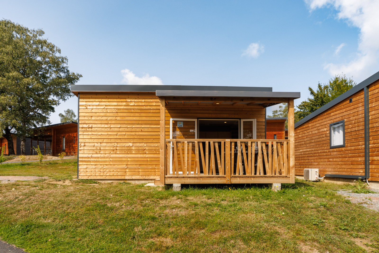 Cottage Premium 2 cover
