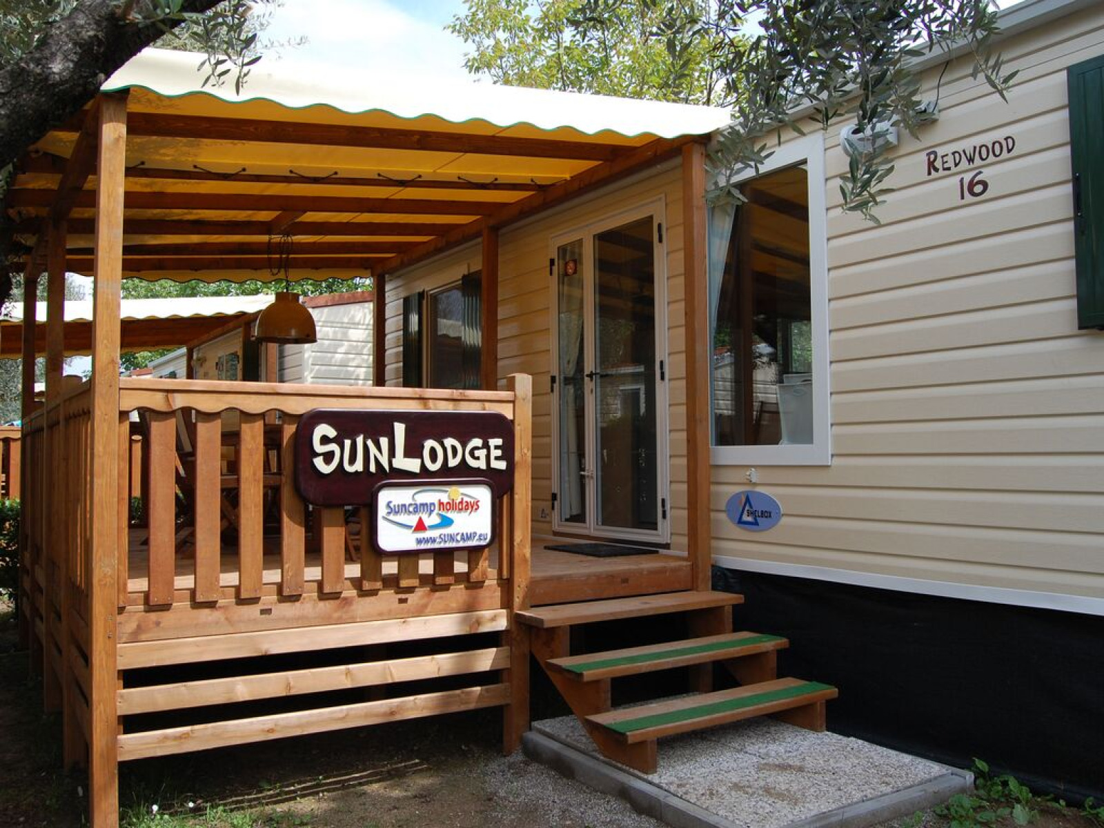 «SunLodge Redwood» cover