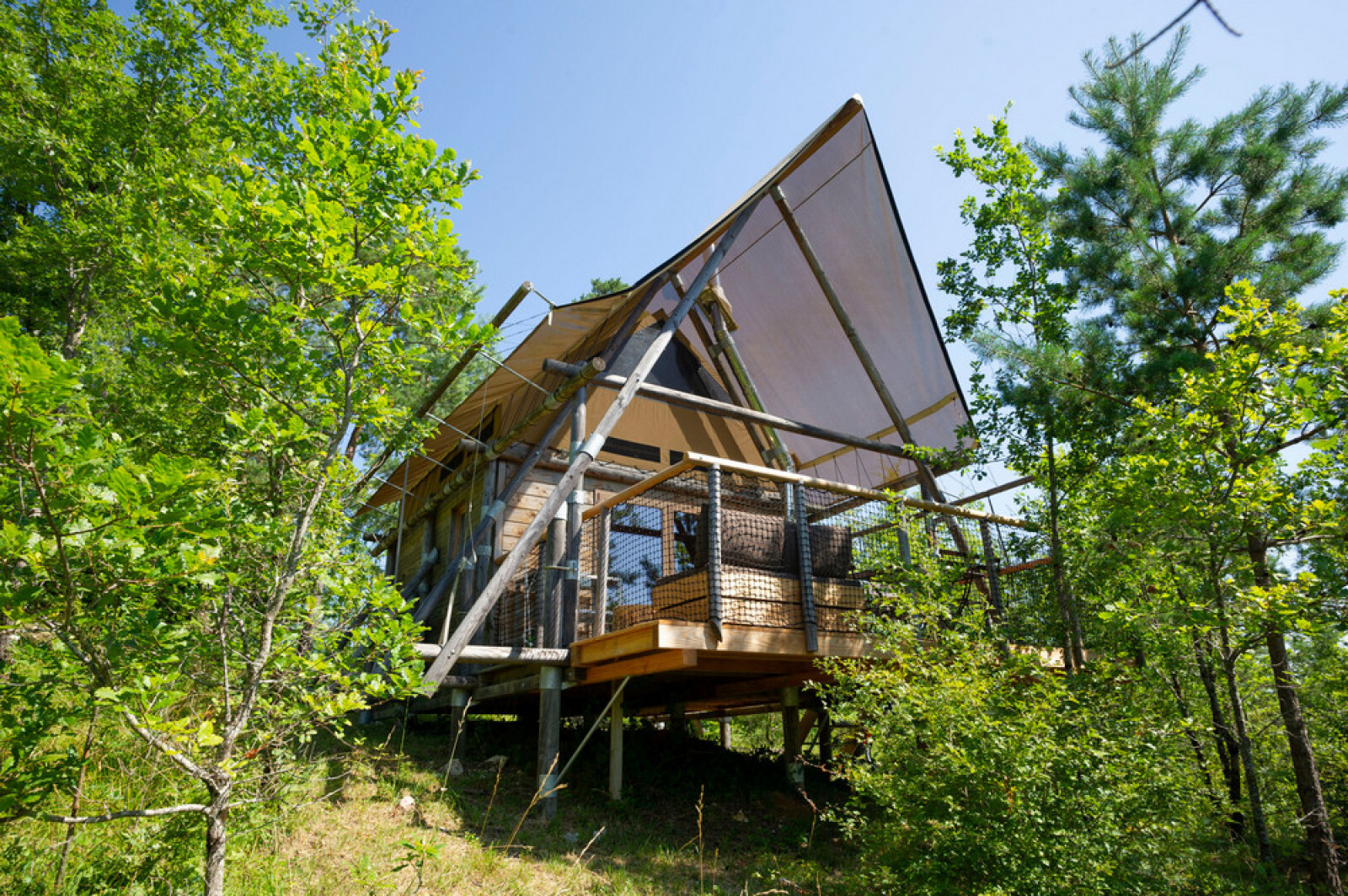 Cahutte Plus cover
