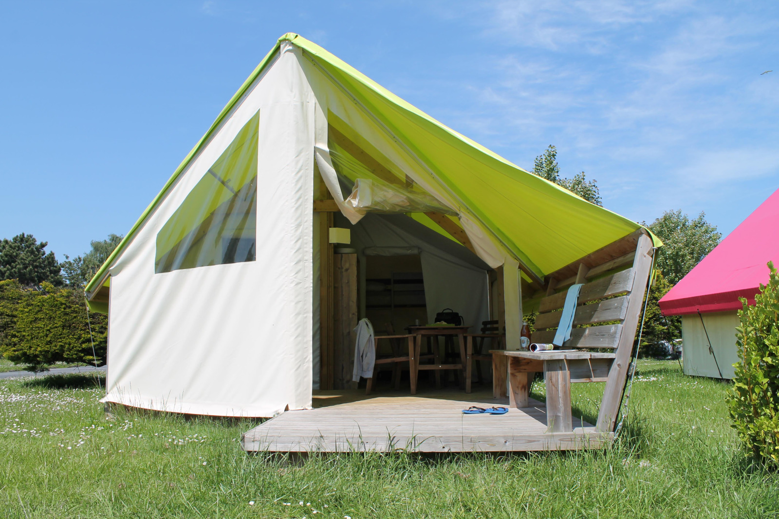 Bungalow cover
