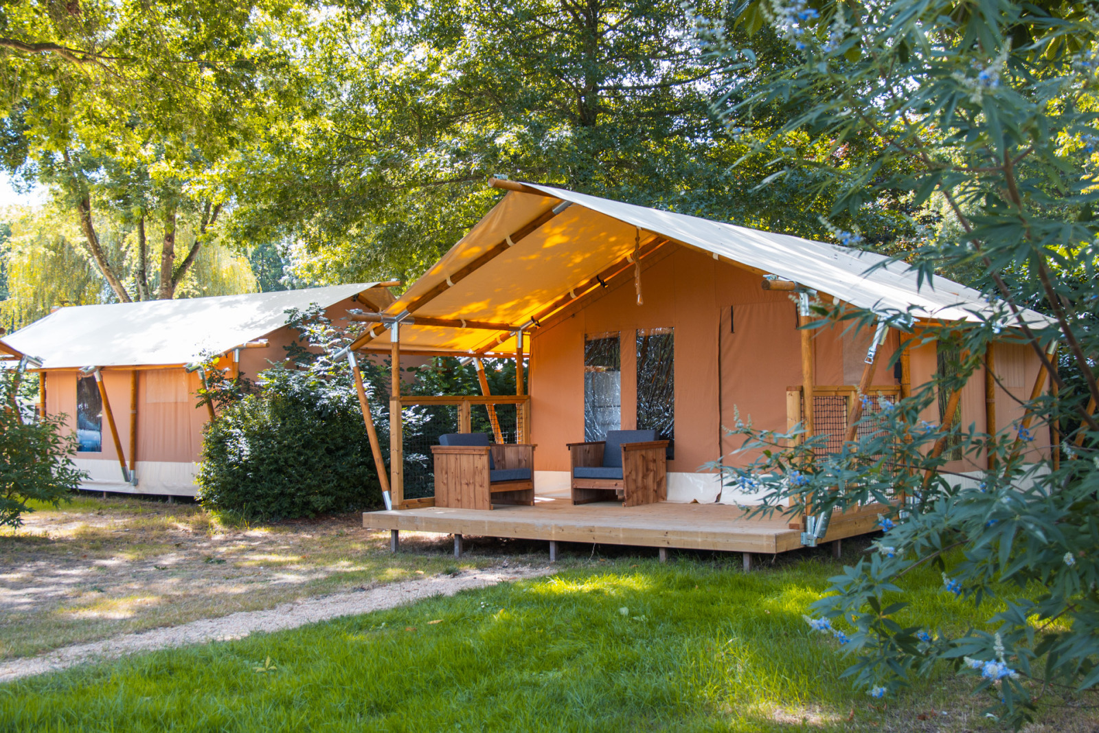 Slow Lodge