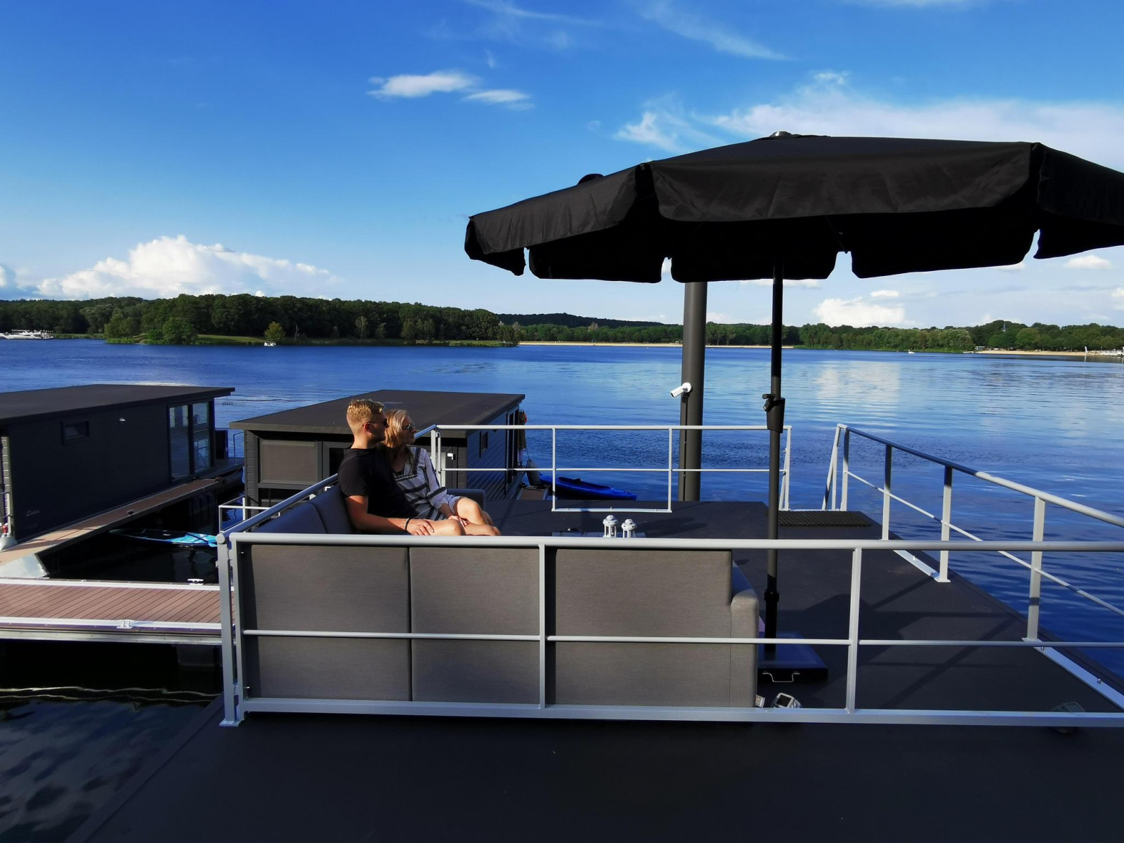 Houseboat «Marina Mookerplas»