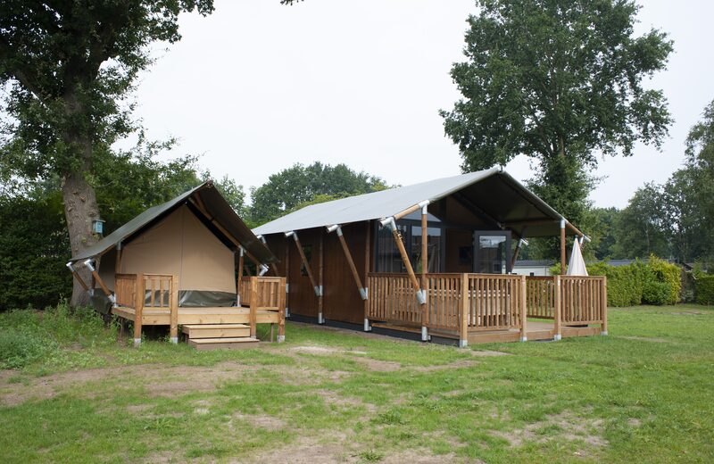 Luxe safarichalet voor 4 personen op park in Voorthuizen Veluwe cover